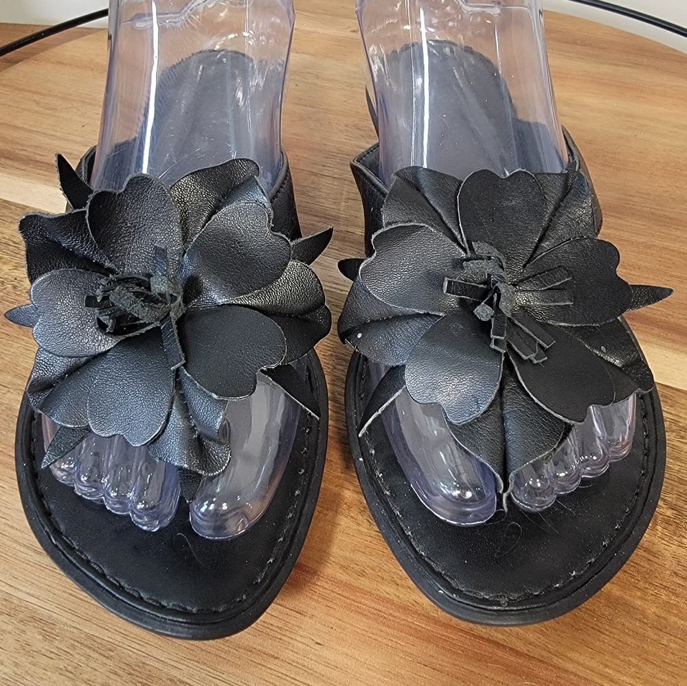 Born | 7 Gidgett Black Leather Sandals with Flower Accent and small heels